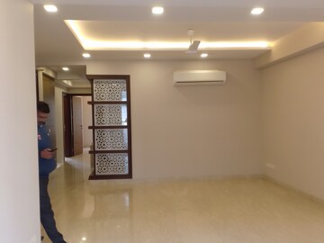 Living Room in 3 BHK Apartment at Green Park Extension – for Rent