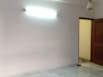 Room in 1 BHK Apartment at Khirki Extension – for Rent