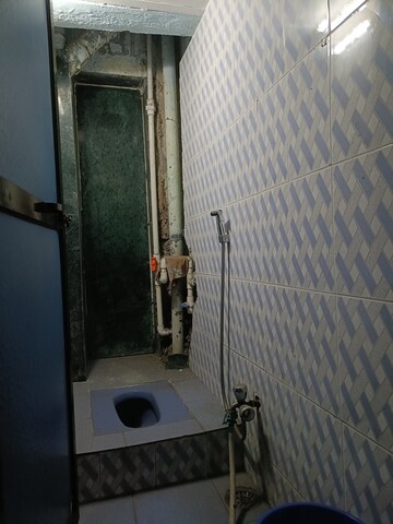 Bathroom in 2.5 BHK Apartment at Seawoods West – for Sale