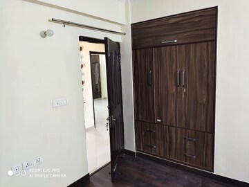 Room in 3.5 BHK Apartment at Sector 84 – for Rent