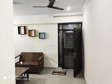 Living Room in 3.5 BHK Apartment at Sector 84 – for Rent