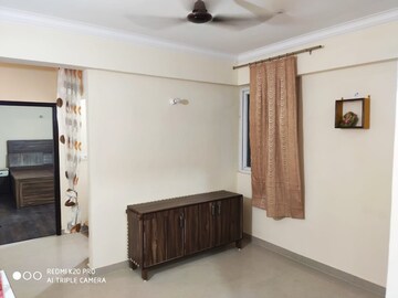 Room in 3.5 BHK Apartment at Sector 84 – for Rent