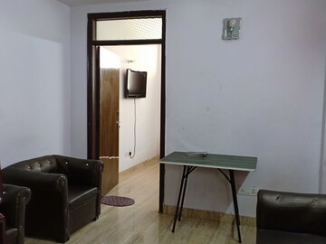 Living Room in 1 BHK Apartment at Khirki Extension – for Rent