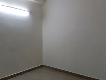 Room in 1 BHK Apartment at Khirki Extension – for Rent