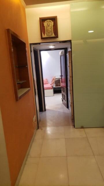 Building Lobby in 3 BHK Apartment at Mittal Dariya Mahal, Malabar Hill – for Sale