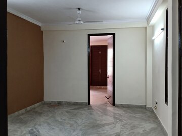 Room in 2 BHK Apartment at Khirki Extension – for Rent