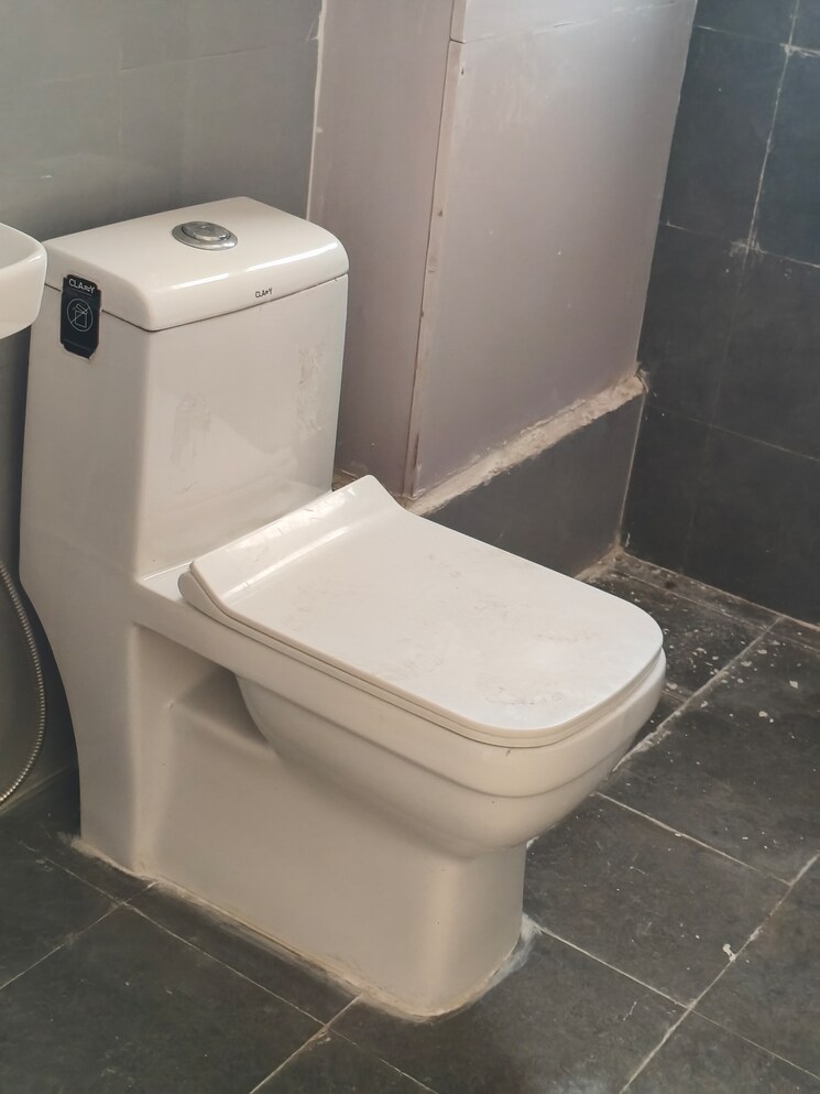 Bathroom, gls-arawali-homes 2 Bedroom 800 Sq.Ft. Apartment In Sohna Sector 4 Gurgaon 8248100