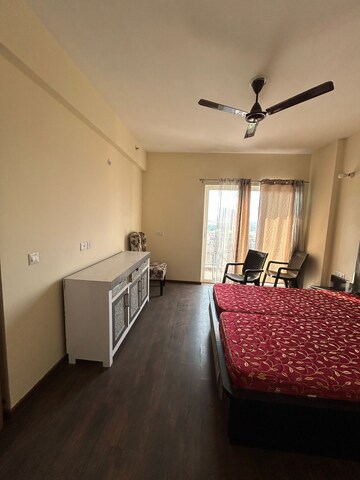 Bedroom in 3 BHK Apartment at Experion Capital, Gomti Nagar – for Rent