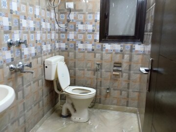 Bathroom in 2 BHK Apartment at Malviya Nagar – for Rent