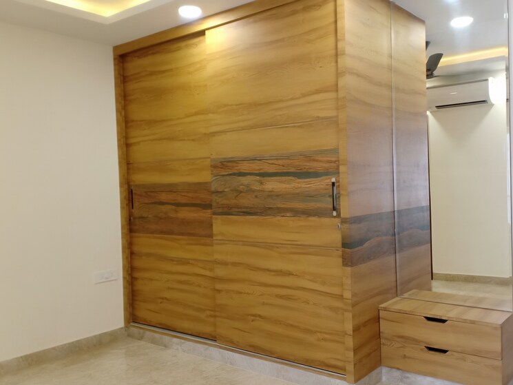 Room, green park extension 3 Bedroom 1800 Sq.Ft. Apartment In Green Park Extension Delhi 8248145