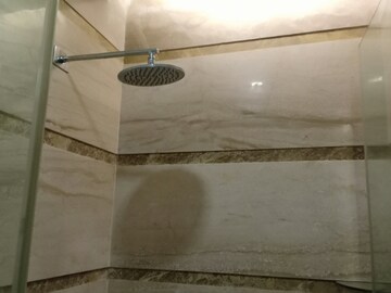 Furnished Amenities in 3 BHK Apartment at Green Park – for Rent