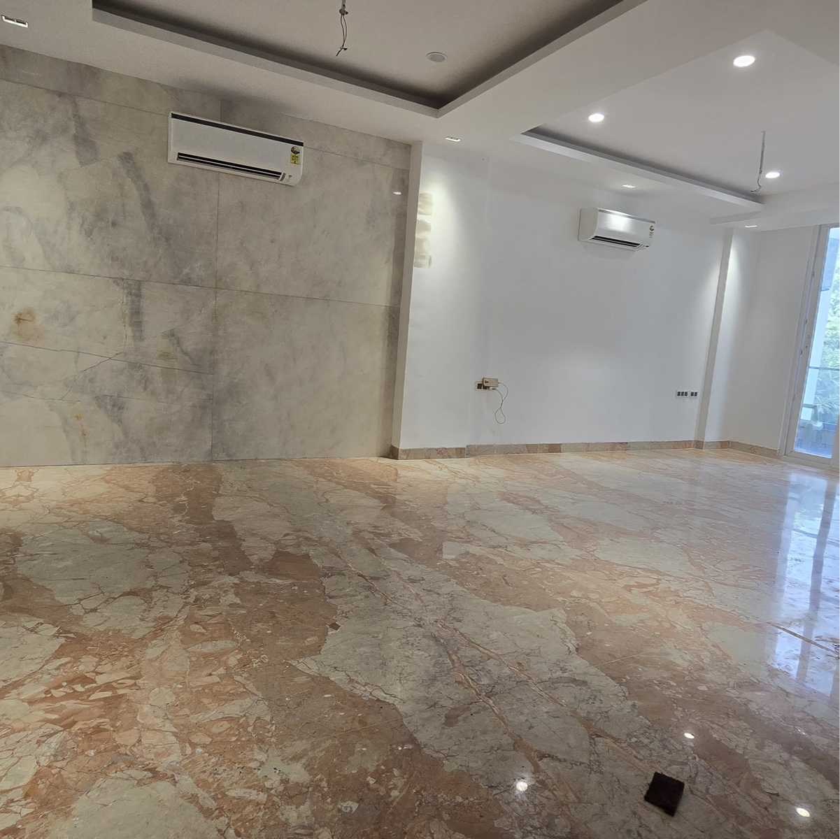 3 BHK + Servant Room Apartment For Sale in New Rajinder Nagar