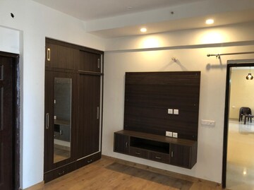 3.5 BHK Apartment For Rent in Prateek Grand City, Siddharth Vihar