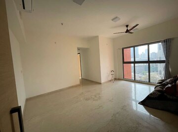 2 BHK Apartment For Rent in Lodha Vista, Lower Parel
