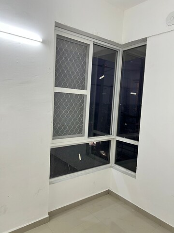 Furnished Amenities in 2 BHK Apartment at Prateek Grand City, Siddharth Vihar – for Rent