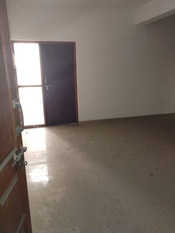 Room in 3 BHK Apartment at Koradi rd – for Sale
