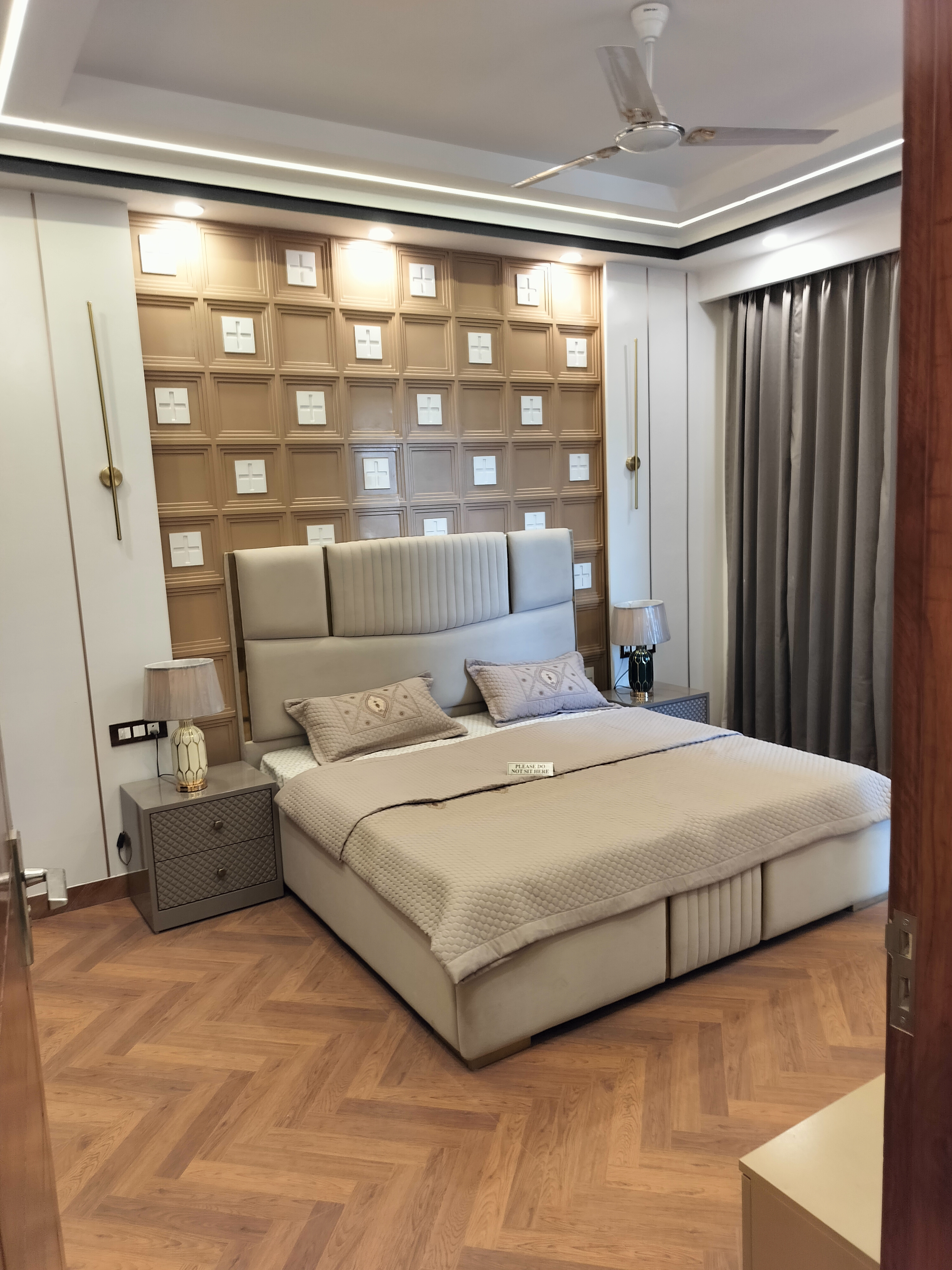 3 BHK + Servant Room,Study Room Builder Floor For Sale in Sector 70