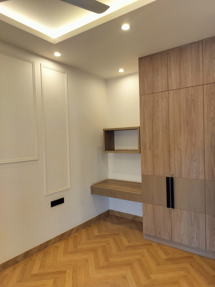 Room, sector 70 3 Bedroom 1750 Sq.Ft. Builder Floor In Sector 70 Gurgaon 8248278