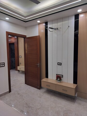Building Lobby in 3 BHK Builder Floor at Sector 70 – for Sale