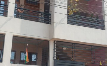 3 BHK Builder Floor For Rent in DLF Vibhuti Khand, Gomti Nagar