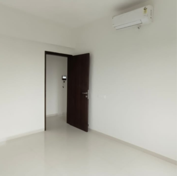 Room in 2 BHK Apartment at Shree Tirupati Maple Tower, Mohammadwadi – for Rent