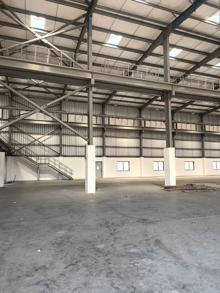 Exterior View, manjusar Commercial Warehouse 40000 Sq.Yd. In Manjusar Vadodara 8248349
