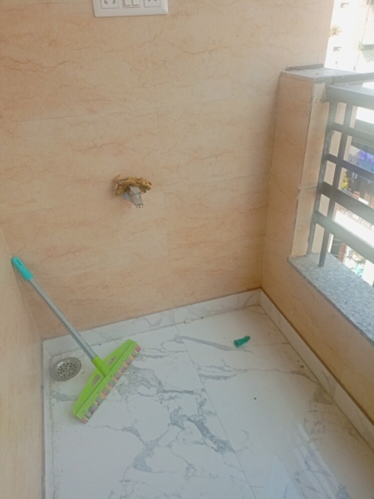 undefined, sudarshan park 2 Bedroom 800 Sq.Ft. Builder Floor In Sudarshan Park Delhi 8248396