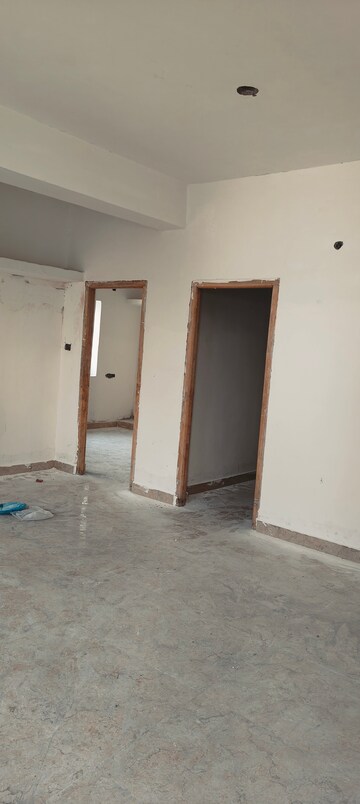 Room in 2 BHK Apartment at Kukatpally – for Sale