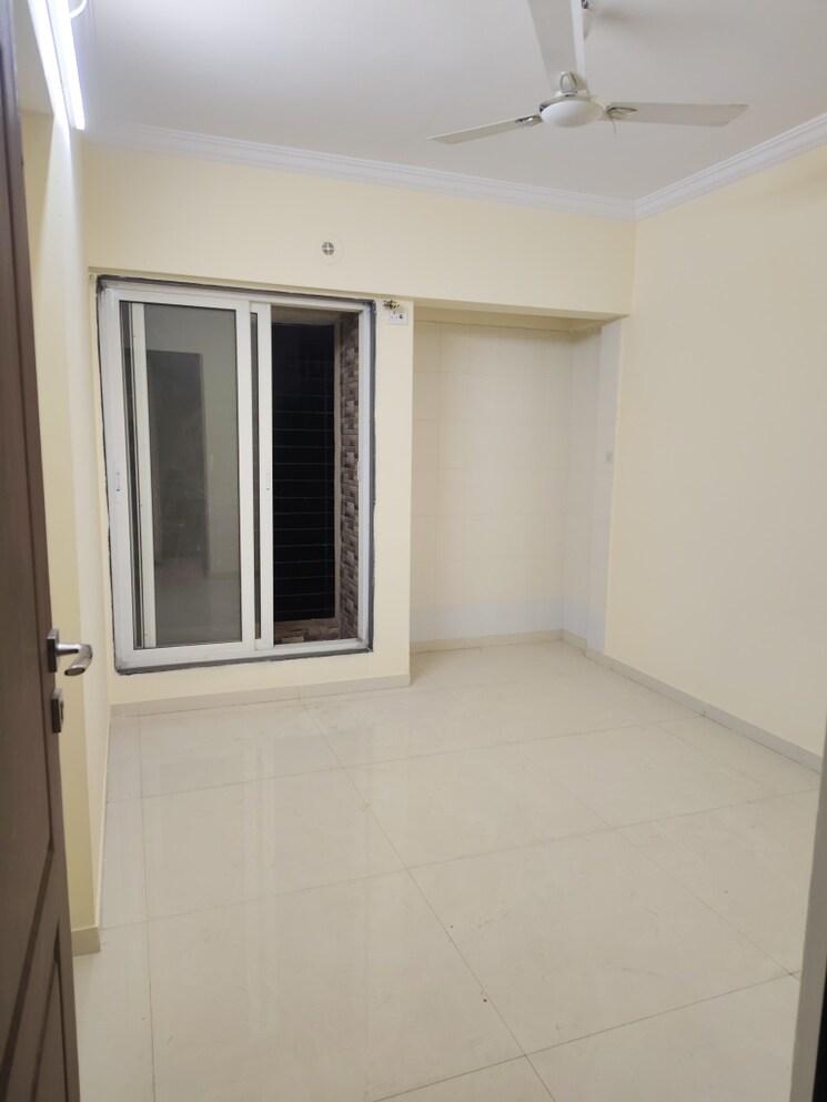 Room, cosmos-orchid 2 Bedroom 651 Sq.Ft. Apartment In Ghodbunder Road Thane 8248418