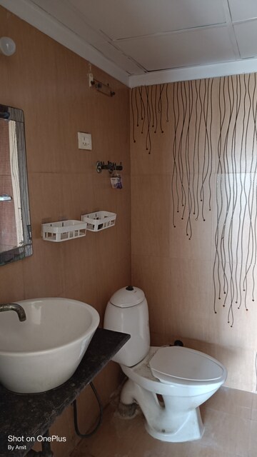 Master Bedroom in 3 BHK Apartment at Mahagun Maple, Sector 50 – for Rent