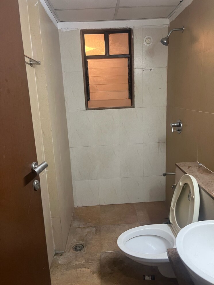 Bathroom, pride-park-springs 2 Bedroom 1090 Sq.Ft. Apartment In Dhanori Pune 8248472