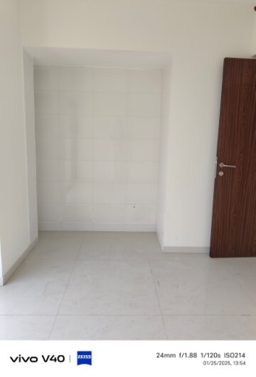 Room in 1 BHK Apartment at JVM Veda, Kasarvadavali – for Sale