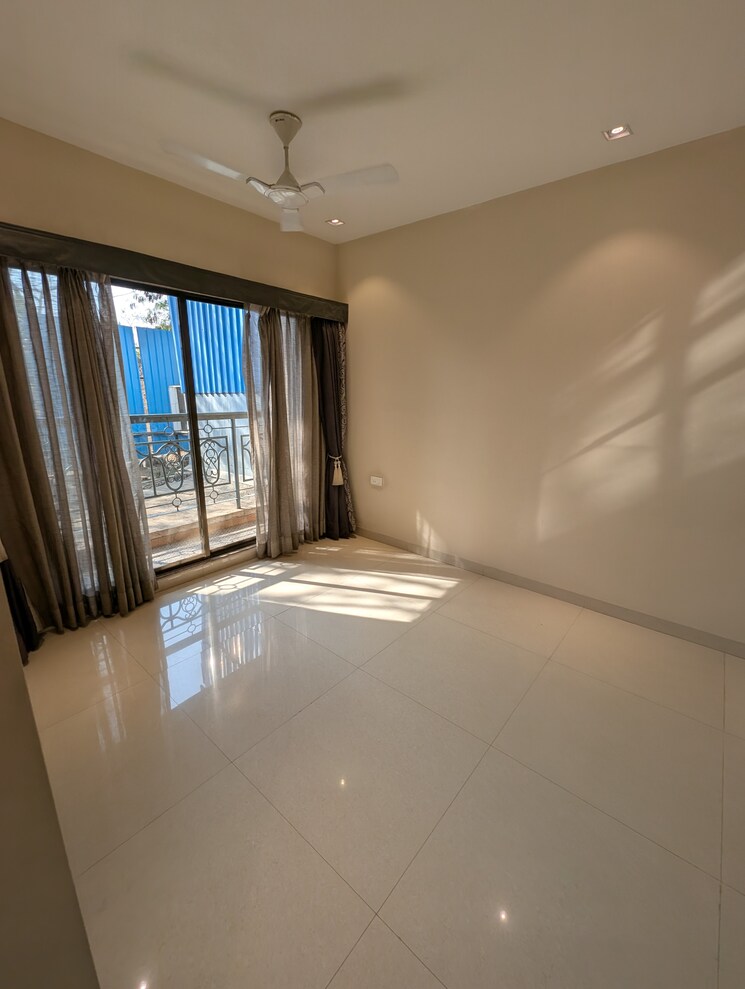 Room, paradise-sai-suncity 1 Bedroom 434 Sq.Ft. Apartment In Ghot Navi Mumbai 8248480