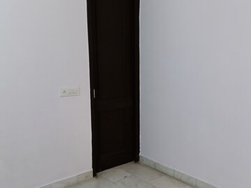 Room in 2 BHK Apartment at Khirki Extension – for Rent