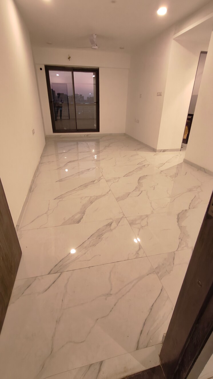 Bathroom, dev-leo-tower 2 Bedroom 640 Sq.Ft. Apartment In Oshiwara Mumbai 8248570