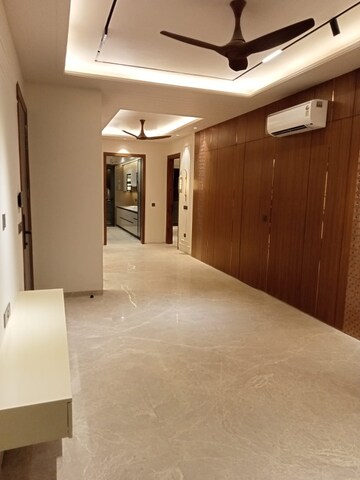 Room in 3 BHK Builder Floor at Sector 15 ii – for Rent