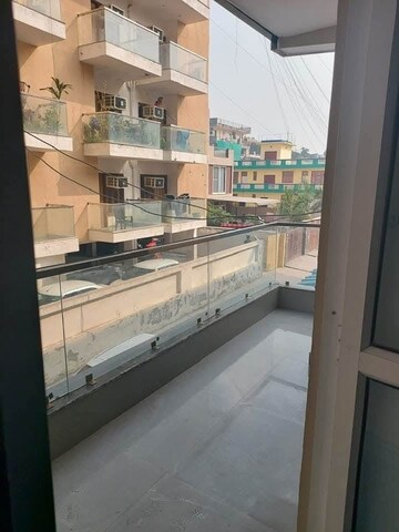 Kitchen in 3 BHK Builder Floor at Sector 15 ii – for Rent
