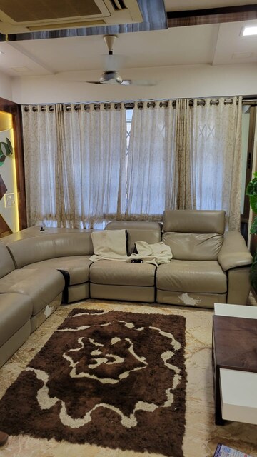 Living Room in 3 BHK Apartment at Vastrapur – for Rent