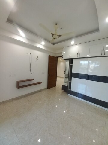 Kitchen in 3 BHK Builder Floor at Sector 15i – for Rent