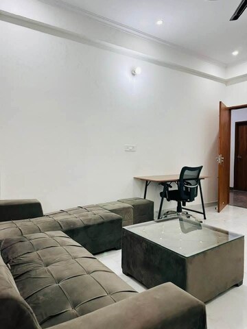 Master Bedroom in 2 BHK Builder Floor at Sector 15 ii – for Rent