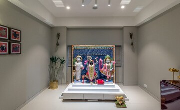  4 BHK Apartment at Bodakdev – for Sale