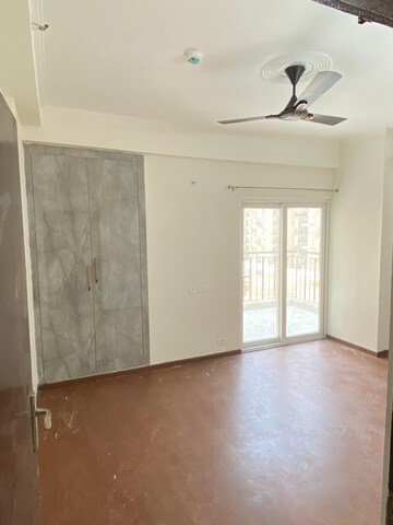 Room in 3 BHK Apartment at Futec Gateway, Sector 75 – for Sale