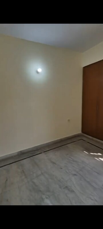 Room in 3 BHK Builder Floor at Today Blossoms II, Sector 51 – for Sale