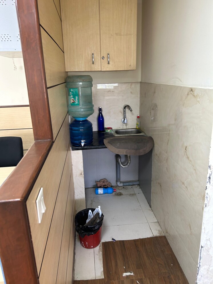 Floor Plan, connaught place Commercial Office Space 1000 Sq.Ft. In Connaught Place Delhi 8248882