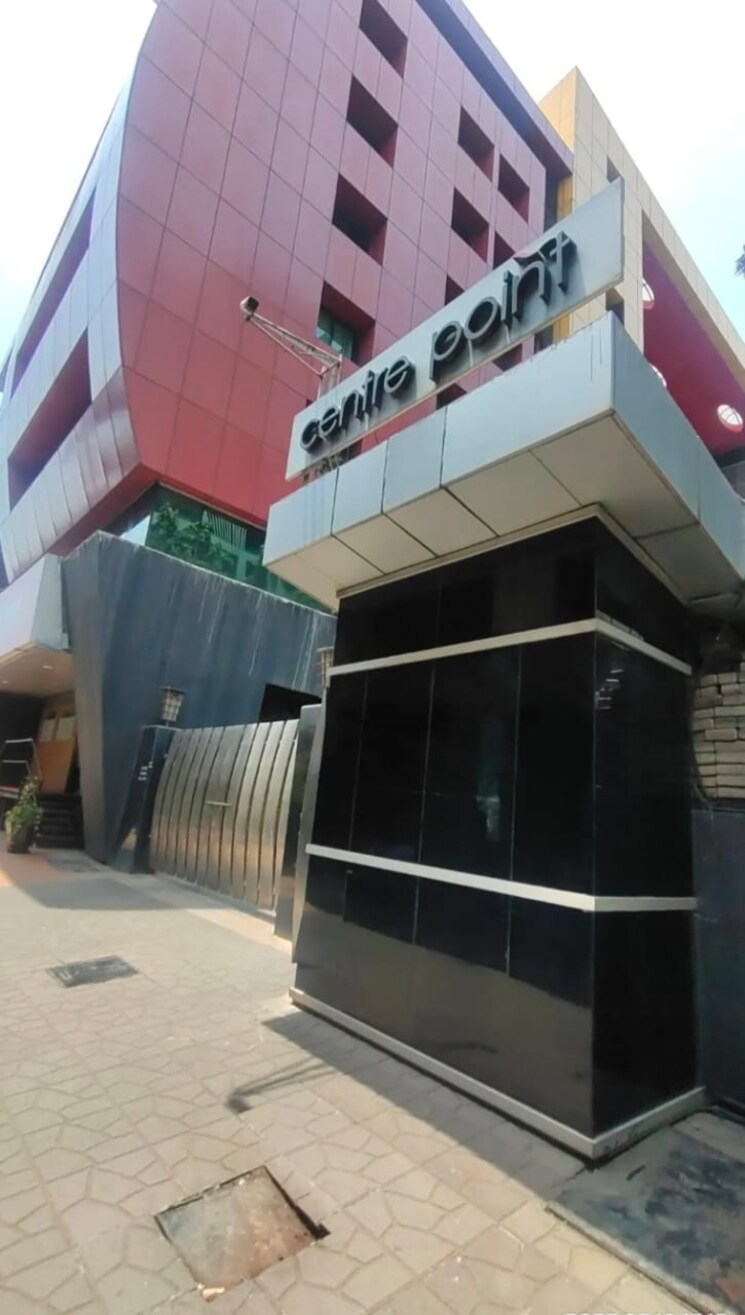 Exterior View, center-point Commercial Office Space 1859 Sq.Ft. In Andheri East Mumbai 8248890