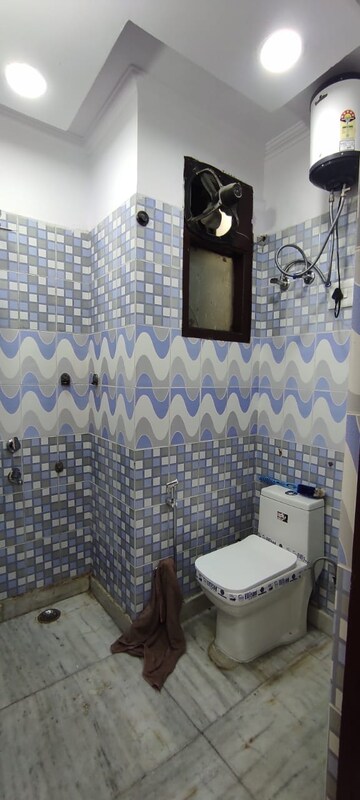 Bathroom in 2 BHK Builder Floor at Govindpuri – for Rent