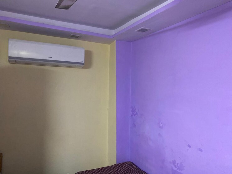 Room, shastri nagar 3 Bedroom 900 Sq.Ft. Builder Floor In Shastri Nagar Delhi 8248945