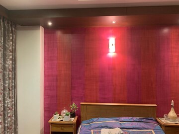Bedroom in 4 BHK Apartment at Vatika City, Sector 49 – for Rent