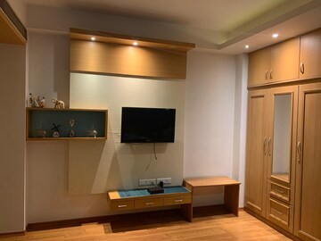 Bedroom in 4 BHK Apartment at Vatika City, Sector 49 – for Rent