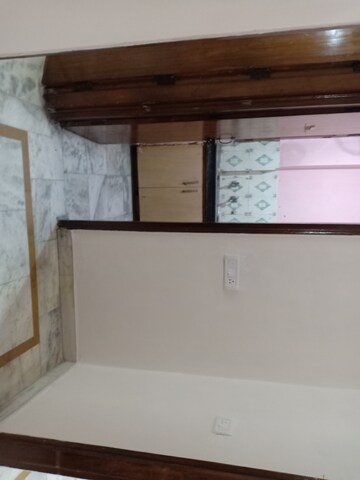 Room in 1 BHK Apartment at Khirki Extension – for Rent